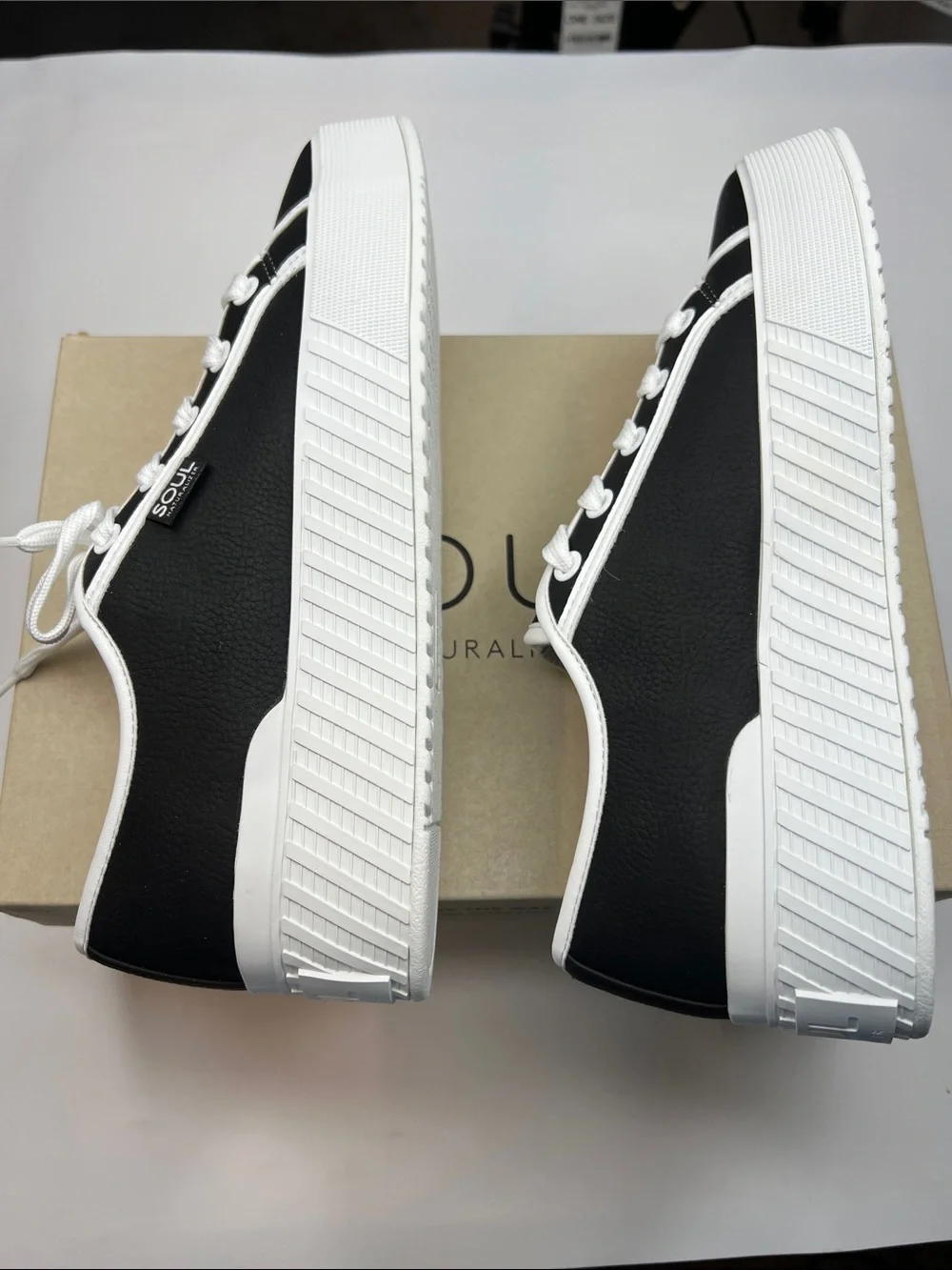 Soul Naturalizer Iliana Lace Up Sneaker Size 8M